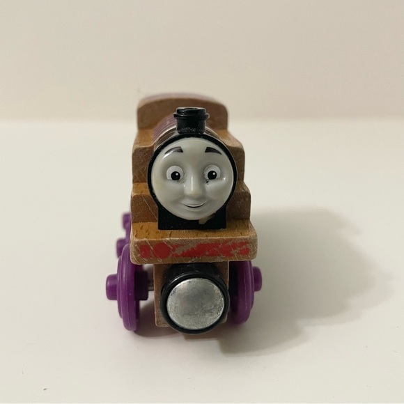 Thomas & Friends Wooden Dynamite Ryan Train - Picture 13 of 14